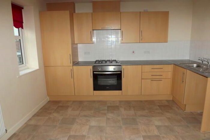2 Bedroom Flat To Rent In Fountain Park, Near Ollerton, NG22