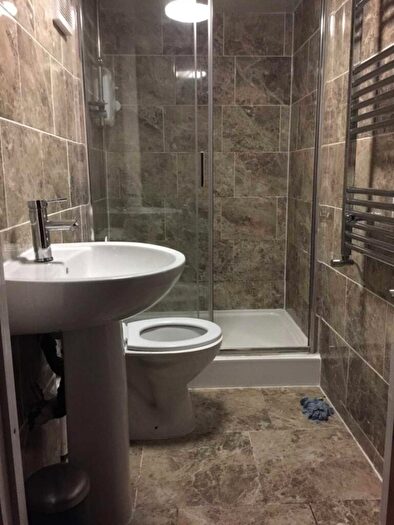 10 Bedroom Semi-Detached House To Rent In Victoria Road, Fallowfield, M14