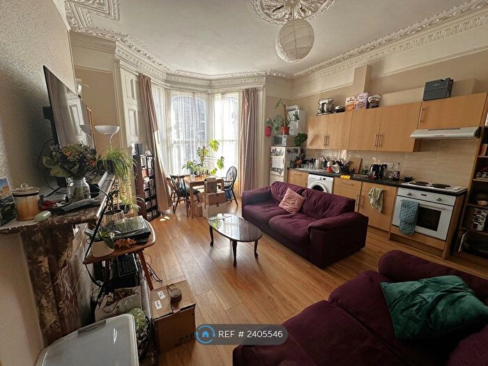 2 Bedroom Flat To Rent In Worrall Road, Bristol, BS8