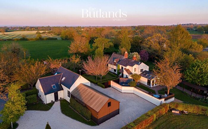 5 Bedroom Detached House For Sale In Whitchurch Road, Spurstow, CW6