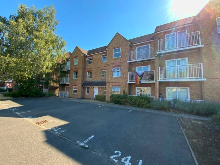 2 Bedroom Apartment To Rent In Kilderkin Court Parkside Coventry, CV1
