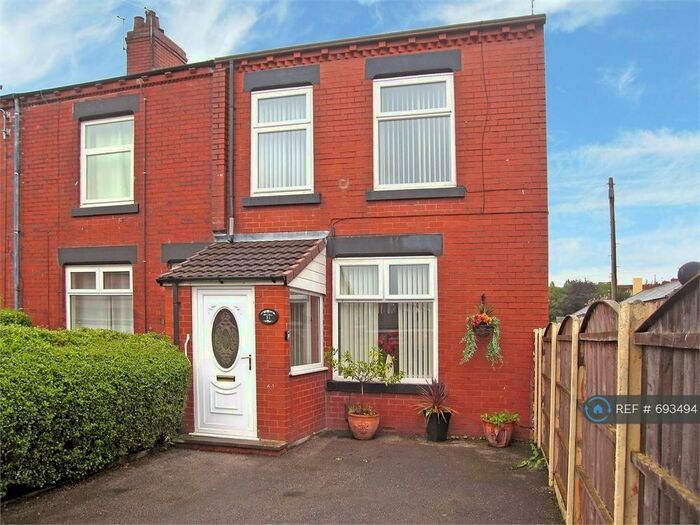 2 Bedroom Terraced House To Rent In Hilton Fold Lane, Middleton, Manchester, M24