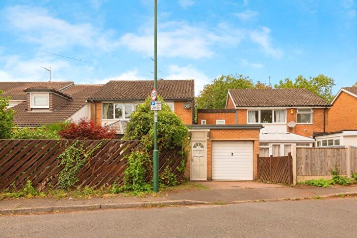 3 Bedroom Detached House For Sale In Main Road, Wilford, Nottinghamshire, NG11