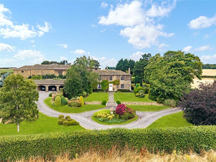 8 Bedroom Detached House For Sale In Chevet Grange, Chevet Lane, Wakefield, West Yorkshire, WF2