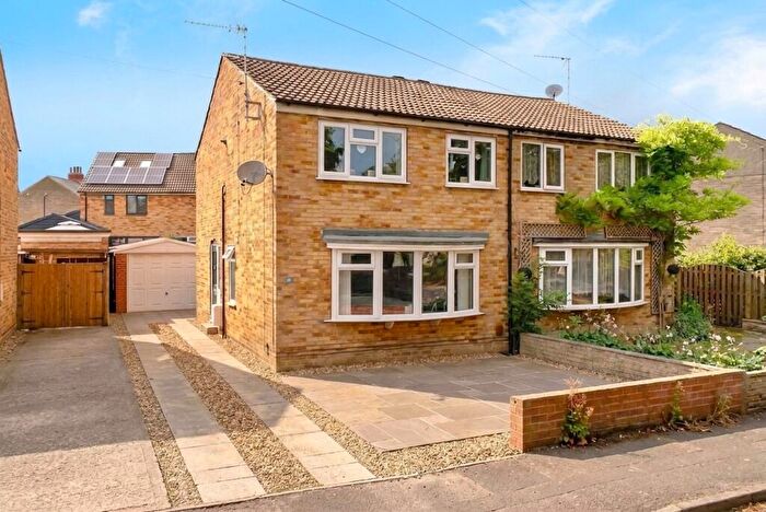3 Bedroom Semi Detached House For Sale In Lime Street, Harrogate, HG1