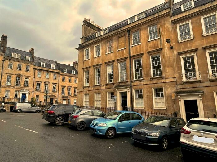 2 Bedroom Flat To Rent In Bennett Street, Bath, BA1