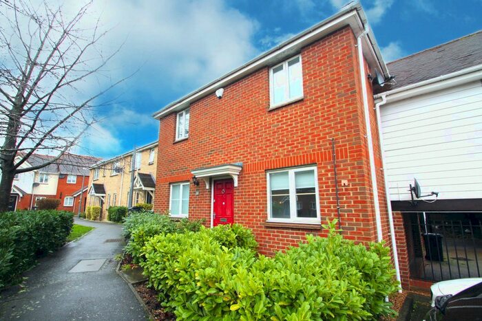 3 Bedroom Terraced House To Rent In St. Nicholas Place, Loughton, IG10