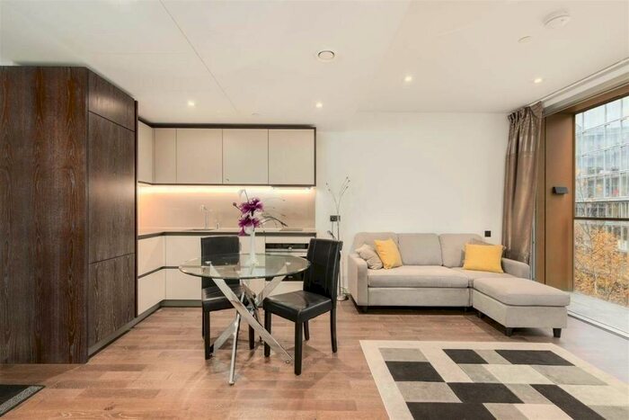 1 Bedroom Apartment To Rent In Aurora Gardens, London, SW11