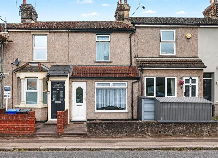 3 Bedroom Terraced House For Sale In Mill Lane, Grays, RM20