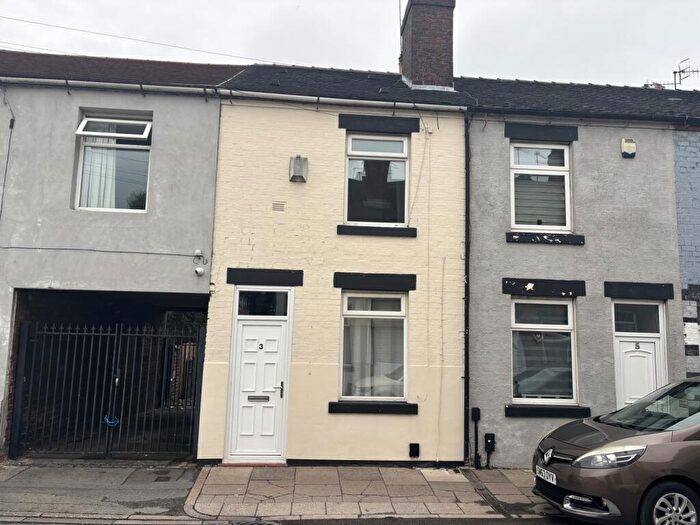 2 Bedroom House To Rent In Steller Street, ST6