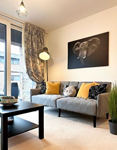 1 Bedroom Flat To Rent In Yeoman Street, London, SE8