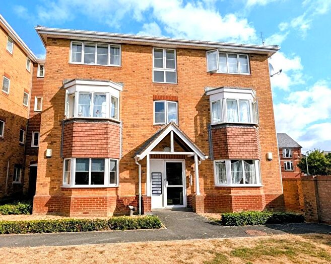 2 Bedroom Flat To Rent In Peter Candler Way, Kennington, Ashford, TN24