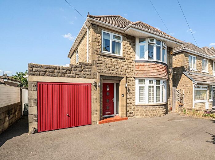 3 Bedroom Detached House For Sale In Devon Road, Rodbourne Cheney, Swindon, SN2
