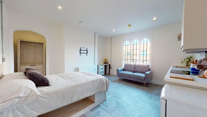 1 Bedroom Semi-Detached House To Rent In Plumptre House Poplar Street, Nottingham, NG1