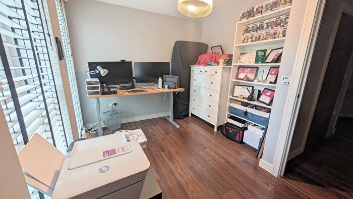 2 Bedroom Apartment To Rent In Loch Crescent, Edgware, HA8