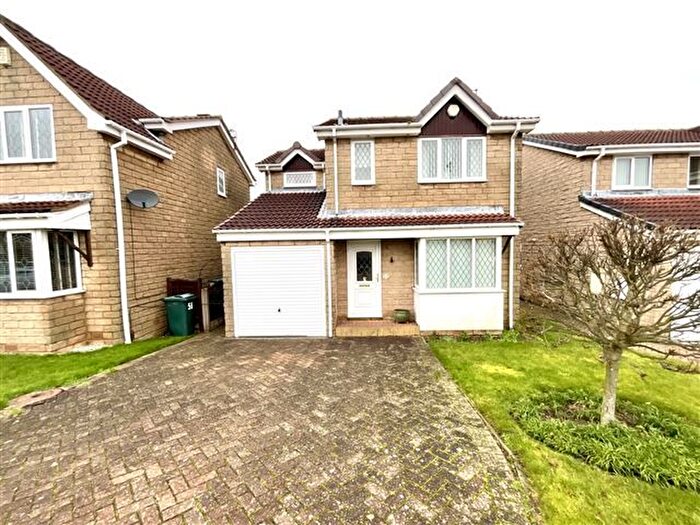 3 Bedroom Detached House For Sale In Martin Close, Aughton, Sheffield, Rotherham, S26