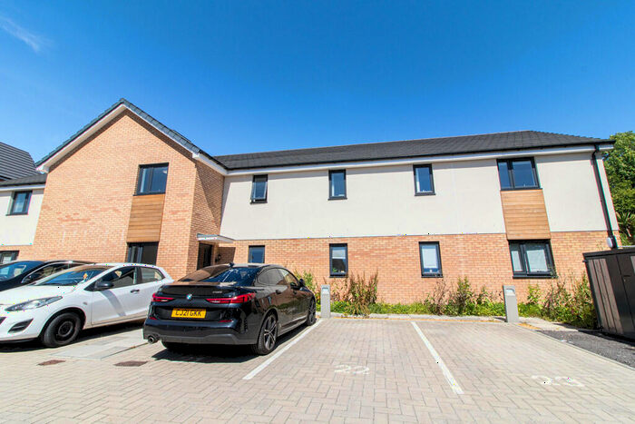 2 Bedroom Apartment To Rent In Clos Y Gadwyn, Cardiff, CF5