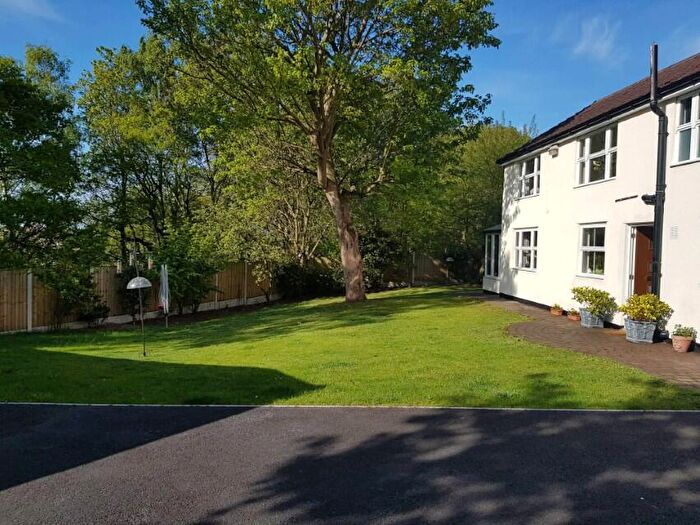 3 Bedroom Detached House To Rent In Warning Tongue Lane, Doncaster, DN4