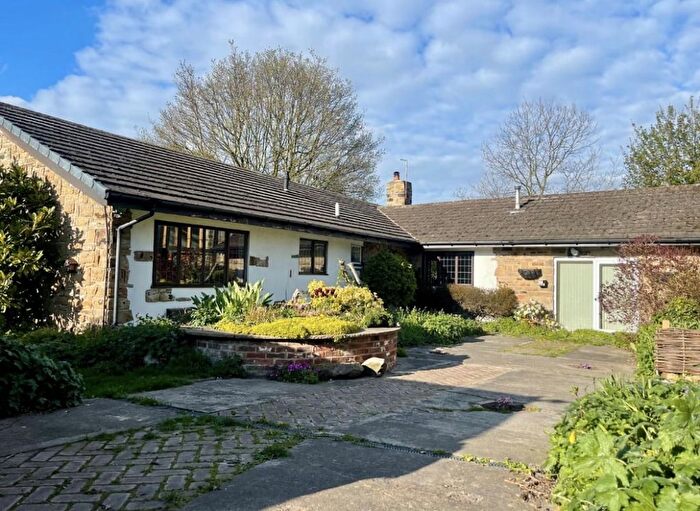 3 Bedroom Detached Bungalow For Sale In Top Orchard, Ryhill, Wakefield, WF4