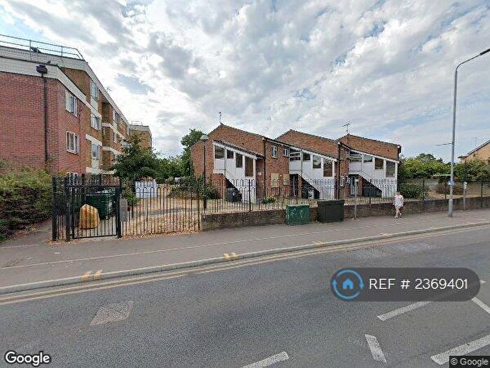 1 Bedroom Flat To Rent In Forest Road, London, E17