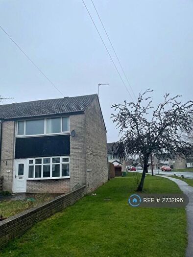 3 Bedroom Semi-Detached House To Rent In Bradbury Road, Winsford, CW7