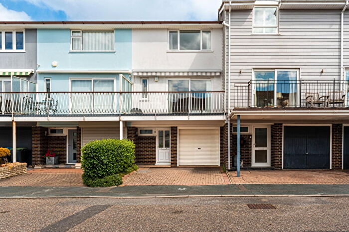 3 Bedroom Terraced House To Rent In Inveravon, Christchurch, BH23