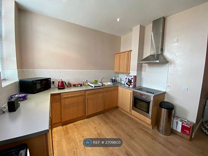2 Bedroom Flat To Rent In Nightingale House, Nottingham, NG3