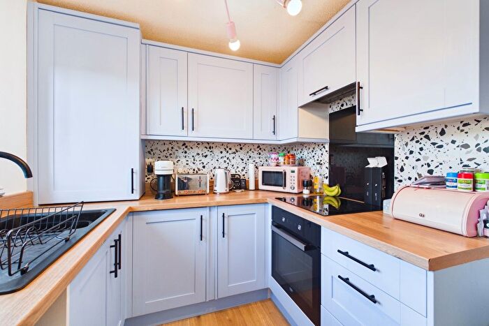 1 Bedroom Flat For Sale In Portal Road, York, North Yorkshire, YO26