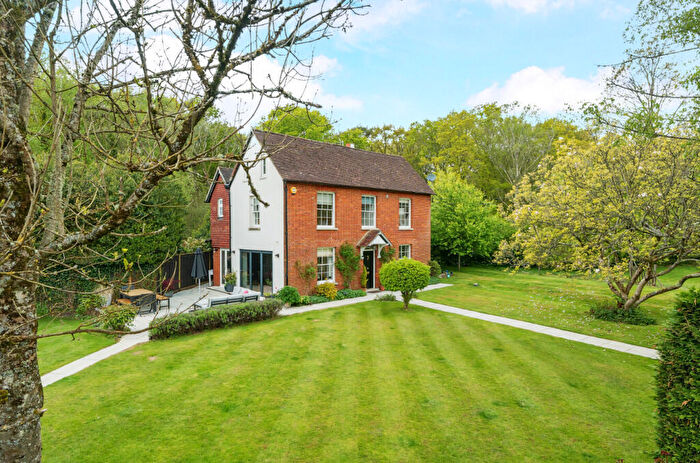 5 Bedroom Detached House For Sale In Westway Close, Wormley, Godalming, Surrey, GU8