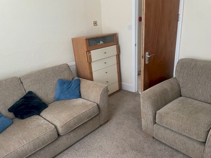 4 Bedroom House To Rent In Well Street, Exeter, EX4