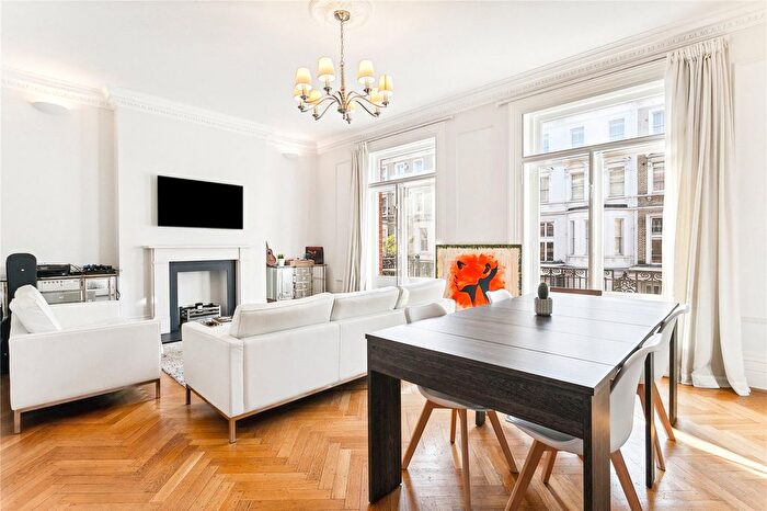 2 Bedroom Flat To Rent In Warwick Road, London, SW5