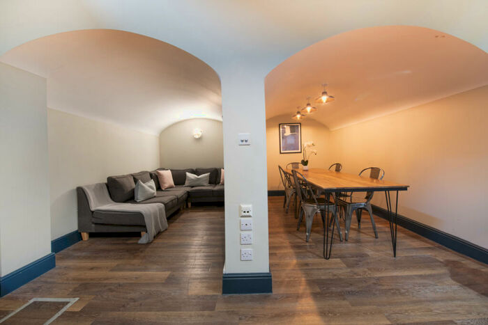 5 Bedroom Property To Rent In Flat, Shoe & Boot Factory, Leicester, LE2