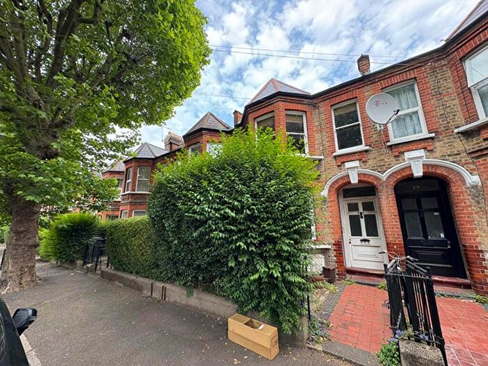 1 Bedroom Flat To Rent In Cornwallis Road, Walthamstow, E17