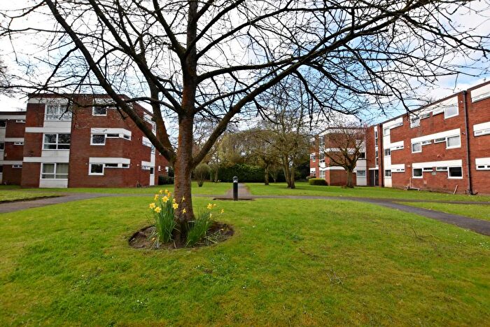 2 Bedroom Flat To Rent In Flat, Edencroft, Wheeleys Road, Birmingham, B15