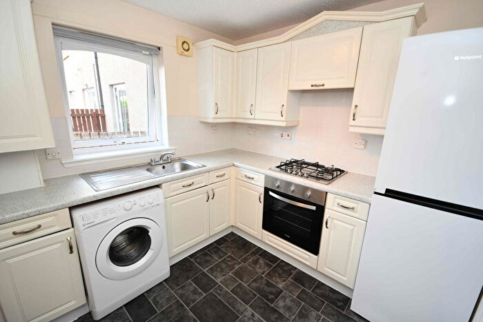 2 Bedroom Flat To Rent In Castle Heather Drive, Inverness, IV2