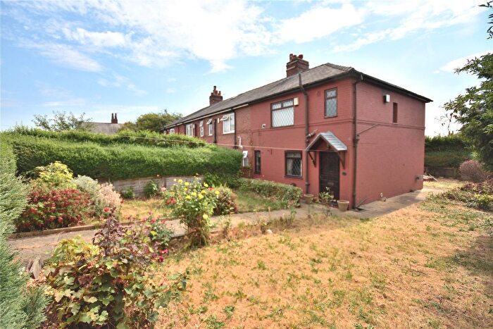 3 Bedroom End Of Terrace House For Sale In Temple View Grove, Leeds, West Yorkshire, LS9