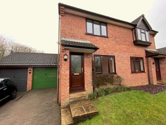 2 Bedroom Semi-Detached House To Rent In Hofheim Drive, Tiverton, EX16