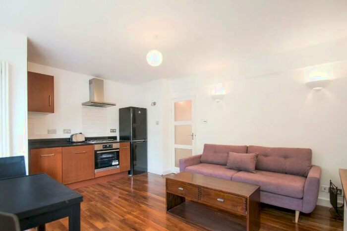 1 Bedroom Apartment To Rent In St Johns Wood Road, St. Johns Wood, London, NW8
