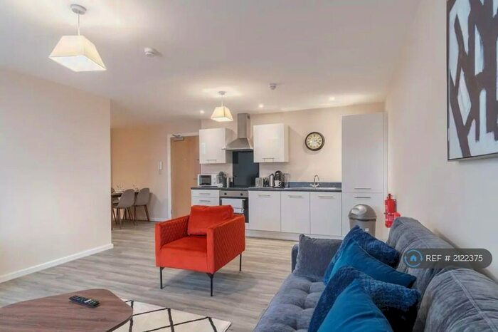 2 Bedroom Flat To Rent In Northwood House, Salford, M5