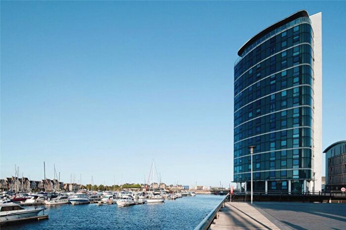 2 Bedroom Flat To Rent In Chatham Quays, Dock Head Road, Chatham, Kent, ME4