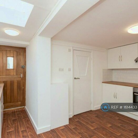 3 Bedroom Terraced House To Rent In Coniston Road, Croydon, CR0