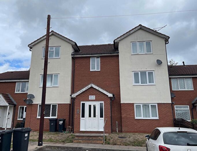 2 Bedroom Apartment For Sale In Foxdale Drive, Brierley Hill, West Midlands, DY5