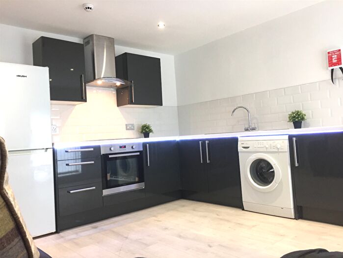 1 Bedroom Flat To Rent In Picton Road, Liverpool, L14