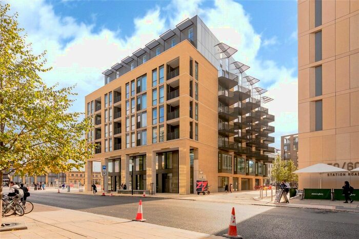 2 Bedroom Flat To Rent In Station Square, Cambridge, Cambridgeshire, CB1