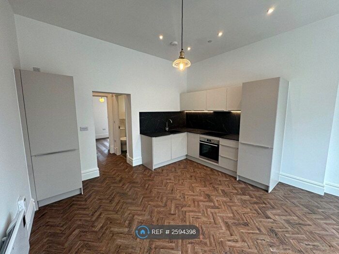 1 Bedroom Flat To Rent In Cathedral Road, Cardiff, CF11