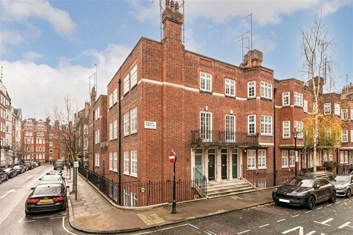 2 Bedroom Flat To Rent In Wheatley Street, Marylebone, W1G