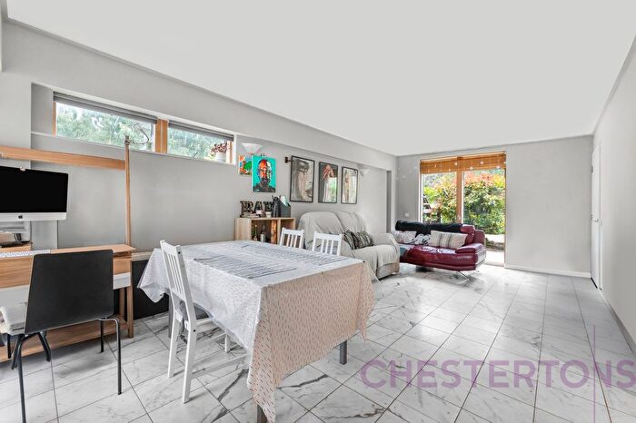 3 Bedroom Flat To Rent In Maurer Court, Renaissance Walk, SE10