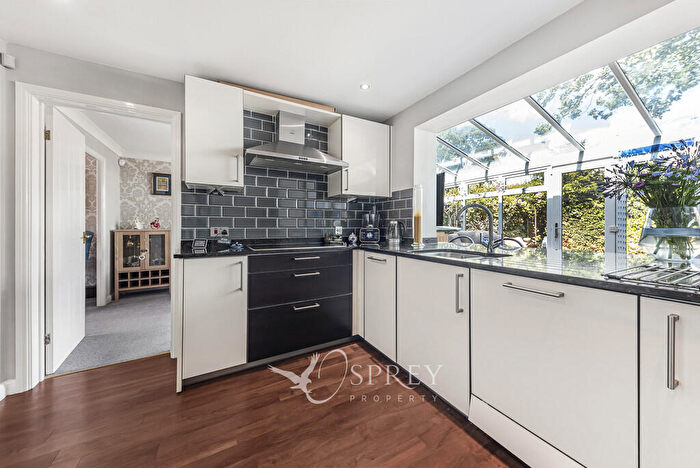 4 Bedroom Detached House For Sale In Rowell Way, Oundle, Northamptonshire, PE8
