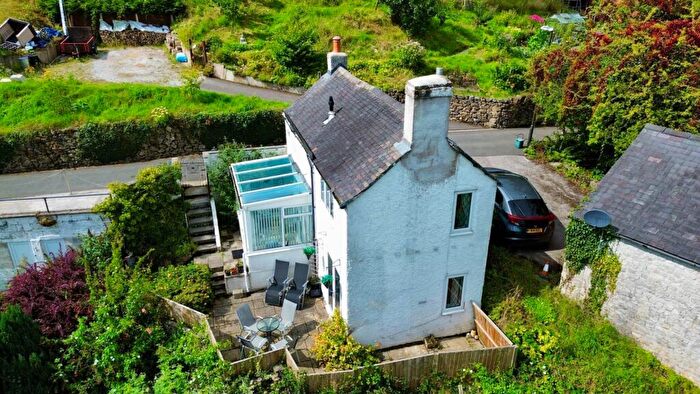 1 Bedroom Cottage For Sale In Upperwood, Matlock Bath, Matlock, DE4