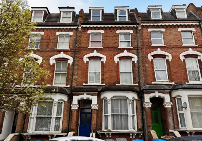 1 Bedroom Flat For Sale In D St Julians Road, Kilburn, London, NW6